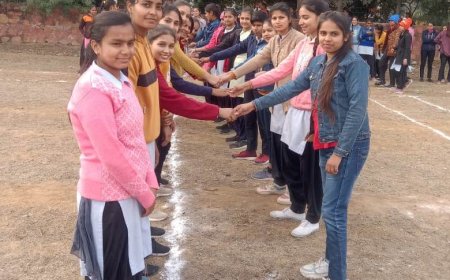 महात्मा गांधी कॉलेज में खेल सप्ताह के तहत हुई खेलकूद प्रतियोगिताएं