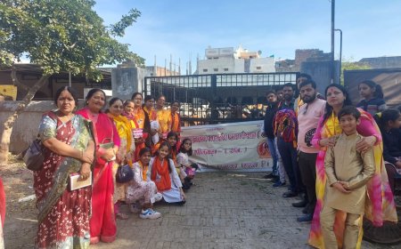 श्री सनातन ब्राह्मण महासंघ फाउंडेशन के द्वारा पीले चावल व निमंत्रण पत्र घर घर वितरित किए