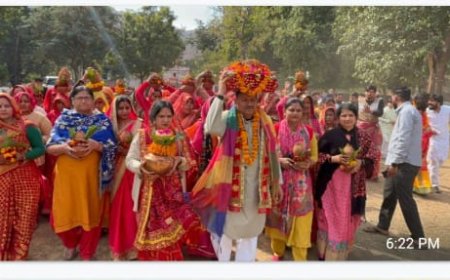 सिद्धपीठ वेंकटेश बालाजी मंदिर में श्रीमद् भागवत कथा का आगाज शुरू  महिलाओं ने लोहार्गल दक्षिण मुखी बालाजी मंदिर से निकाली कलश यात्रा