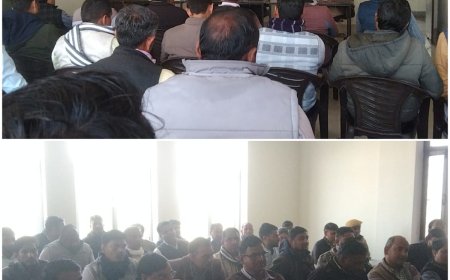 विकसित भारत संकल्प यात्रा को लेकर एसडीएम ने ली बैठक