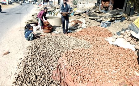 रैणी उपखंड क्षेत्र के ग्राम गढ़ीसवाईराम के मिट्टी के दीपकों से भी रोशन होगी अयोध्या नगरी