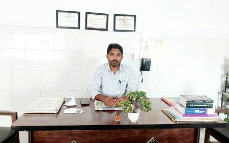 ठंड के कारण अस्पतालों में पेट और सिर दर्द के बढ़ रहे मरीज, चिकित्सा अधीक्षक डॉ.दिनेश गंगवार