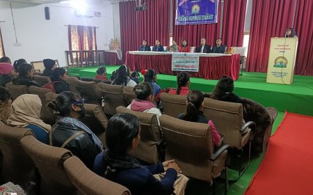 बालिका दिवस पर बालिकाओं को दी विधिक जानकारी