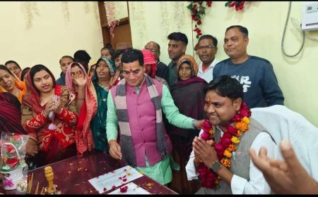 राजगढ़ नगरपालिका अध्यक्ष पद पर न्यायालय आदेशानुसार एक कार्यकाल मे ही तीसरी बार सतीश दुहारीया ने पदभार किया  ग्रहण