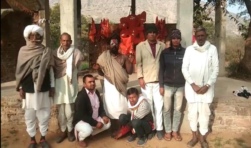 नरसिंह मंदिर तेवडी में ग्रामीणों ने किया संत का सम्मान: पिछले 8 वर्षों से लगातार कर रहे हैं जनता की सेवा
