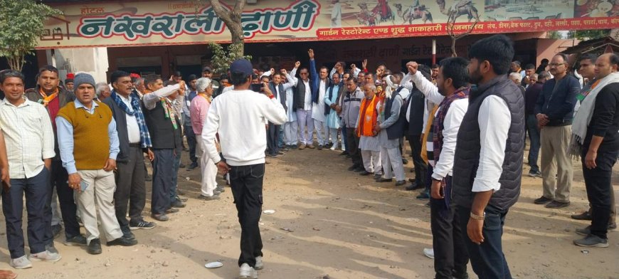 मोदी के रोड शो में बड़ी संख्या में जयपुर पहुँचे भाजपा कार्यकर्ता