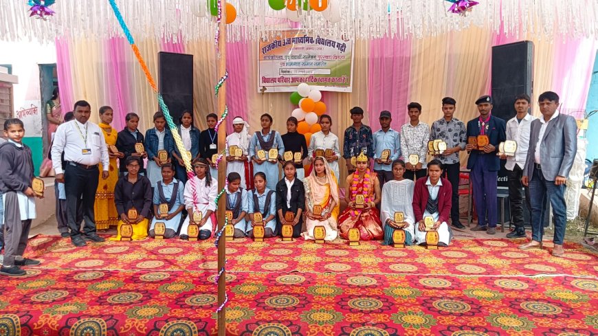 राजकीय उच्च माध्यमिक विद्यालय ,गढ़ी  में वार्षिकोत्सव कार्यक्रम का हुआ आयोजन