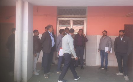 रैणी तहसीलदार पृथ्वीराज मीना ने किया रैणी सीएचसी का औचक निरीक्षण