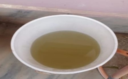 एक माह से घरों में आ रहा गंदा पानी, जिम्मेदार नहीं दे रहे ध्यान