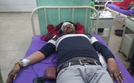 प्रदूषण खबर कवरेज के दौरान पत्रकार के साथ मारपीट : सामान्य अस्पताल में उपचार जारी