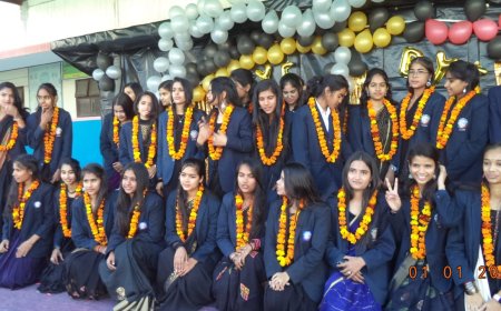 मॉडल स्कूल हींगवाहेडा में 12 वीं कक्षा का विदाई समारोह हुआ आयोजित