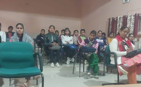 ई - बैकिंग और यूपीआई. से सम्बन्धित जानकारी पर एक व्याख्यान माला का हुआ आयोजन