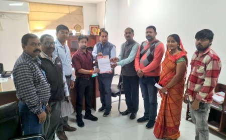 रूंध गिदावडा गोकशी कांड को लेकर करणी सेना ने प्रदर्शन कर मुख्यमंत्री के नाम सौंपा ज्ञापन