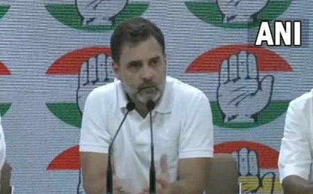 पेपर लीक के बहाने Rahul Gandhi का केंद्र पर वार, बोले- देश के भविष्य की दुश्मन बन गई है मोदी सरकार