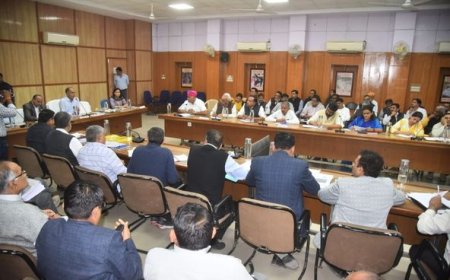 अवैध जल कनेक्शन पर होगी सख्त कार्यवाही- जल जीवन मिशन के कार्य जल्द पूरे करें- जलदाय मंत्री