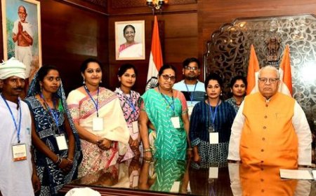 राज्यपाल श्री मिश्र ने आदिवासी क्षेत्रों में महिला सशक्तीकरण के प्रयासों से उद्यमिता विकास पर दिया जोर