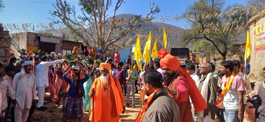 महादेव मंदिर के वार्षिक उत्सव में मंगल कलश यात्रा महा रुद्राभिषेक हवन यज्ञ भंडारे का हुआ आयोजन