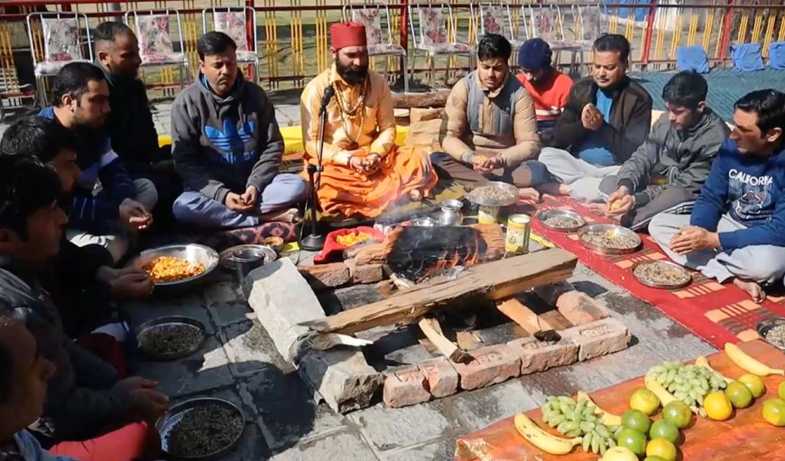 बदल रहा जम्मू-कश्मीर, लगातार मंदिरों में उमड़ रहा आस्था का सैलाब