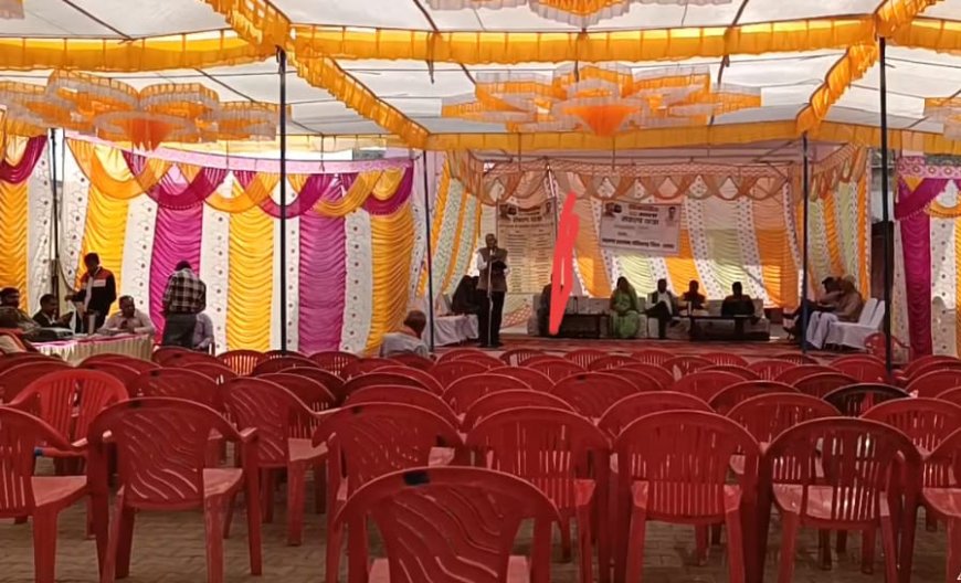 गोविंदगढ़ में विकसित भारत संकल्प यात्रा फॉलोअप शिविर में नही पहुचे लाभार्थी, खाली कुर्सियों के सामने हुई खनापूर्ती