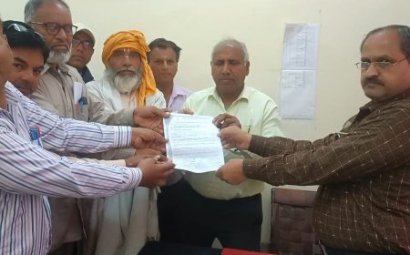 निजी स्कूल संचालको ने दिया मुख्यमंत्री के नाम ज्ञापन, कहा निरीक्षण के नाम पर प्रताड़ित करने की कोशिश