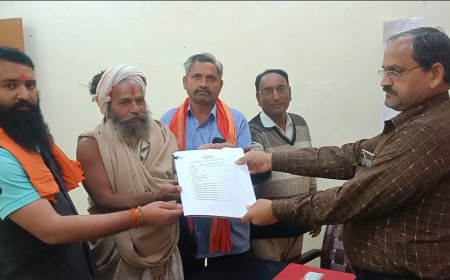 गौशाला संचालन के लिए भूमि उपलब्ध कराए जाने को लेकर तहसीलदार गोविंदगढ़ को सौपा मांगपत्र