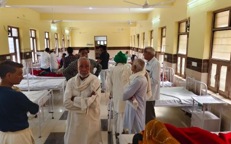 बोलेरो व पिकअप की भिड़त में आधा दर्जन सवारियां हुई घायल