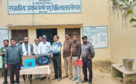 भामाशाह देशराज चौधरी ने पशु चिकित्सालय खैरथल को किया कम्प्यूटर सेट व प्रिन्टर भेंट