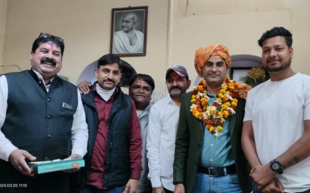 तहसीलदार उमेश शर्मा का रामगढ़ मे साफा एवं  माला पहनाकर किया भव्य स्वागत