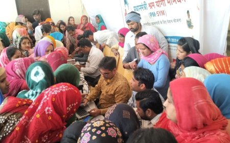 शक्ति वंदन संवाद कार्यक्रम में उमड़ी महिलाएं, देखा लाइव