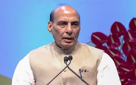 प्रेस की स्वतंत्रता पर राजनाथ सिंह ने दिया जोर, बोले- आपातकाल की खेदजनक अवधि को छोड़कर...