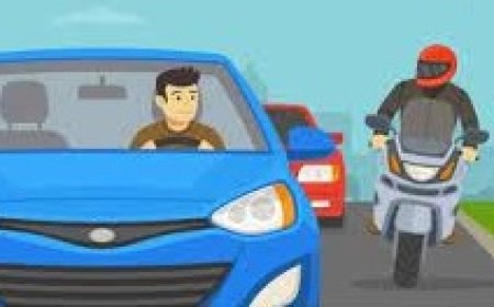 कार का तीन किलोमीटर तक किया पीछा:  कार में विदा हो रही दुल्हन के गले से बाइकर्स ने तोड़ी चेन