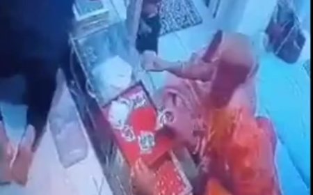 ज्वेलर को बातों में उलझाकर सोने की चेन कीपार :  खरीदारी के बहाने आई दो महिलाएं, दराज में रखी चेन चुराई
