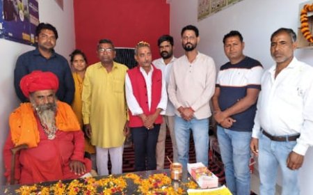 जमात में नायरा पेट्रोल पंप के सामने हुआ श्री कृष्णा सोलर एजेंसी का भव्य शुभारंभ