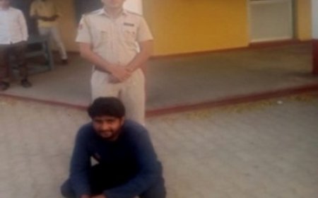 5 साल से फरार हथियार फैक्ट्री चलाने वाला आरोपी को  गिरफ्तार