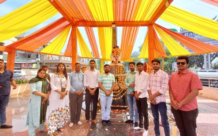 Alwar भगत सिंह सर्किल पर अमर शहीदों को याद कर श्रद्धांजलि की गई अर्पित