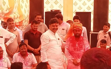 तिजारा में पूर्व विधायक संदीप यादव के निवास पर आयोजित हुआ होली मिलन समारोह