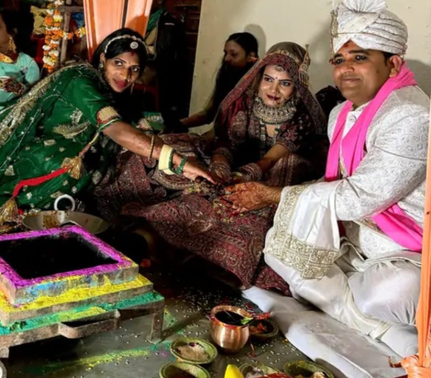  नगर पालिका के अधिशासी अधिकारी सुरेंद्र मीणा ने बिना दहेज लिए की शादी
