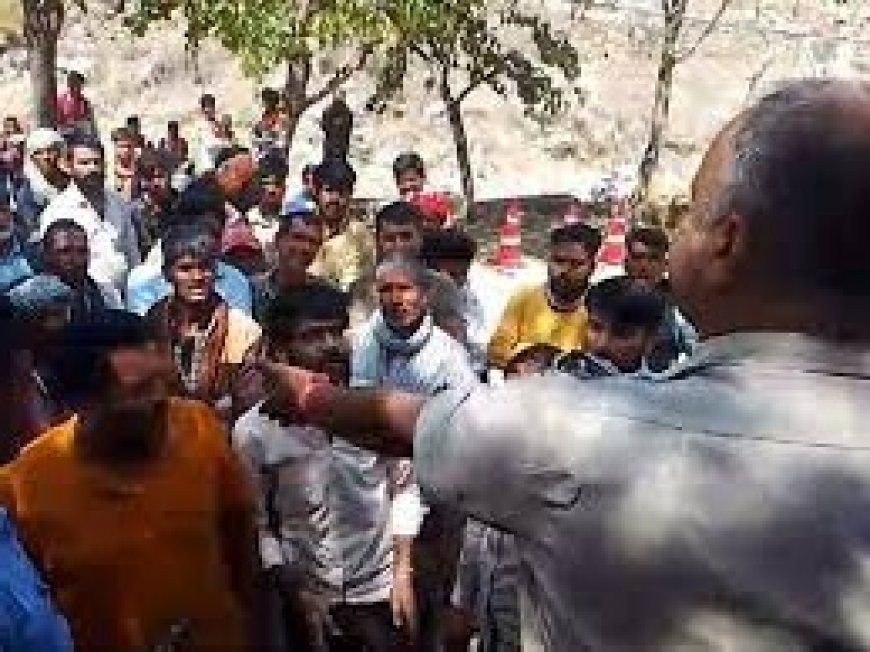 बरवाड़ा गांव में खुलेआम चल रही गुंडागर्दी, चोरी-लूटपाट की घटना से लोग परेशान: ग्रामीणों और SHO के बीच बहस