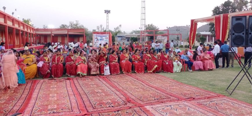 वैश्य महासमिति राजगढ़ ने धूमधाम से मनाया होली मिलन समारोह