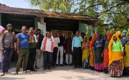 महवा क्षेत्र के पीपलखेडा़, दुल्हापुरा, वीरपुर में स्वीप टीम द्वारा मतदाता जागरूकता कार्यक्रम आयोजित