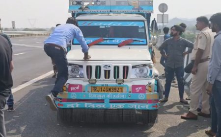 पिक अप में भरे गौवंश सहित गौतस्कर गिरफ्तार