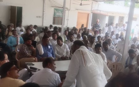 प्रियंका गांधी की रैली मे जुबेर खान से हुई  धक्का-मुक्की पर कांग्रेस ने जताया विरोध: जुबेर बोले- बुढ़ापे में मुझ पर कलंक मढ़ना चाहते हो