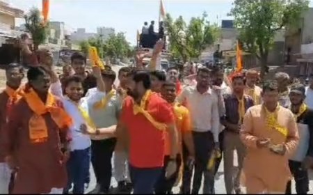 हनुमान जयंती पर निकली भव्य झांकियां, एवं कलश यात्रा