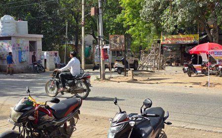 रेलवे स्टेशन सड़क मार्ग पर नालो पर अतिक्रमण