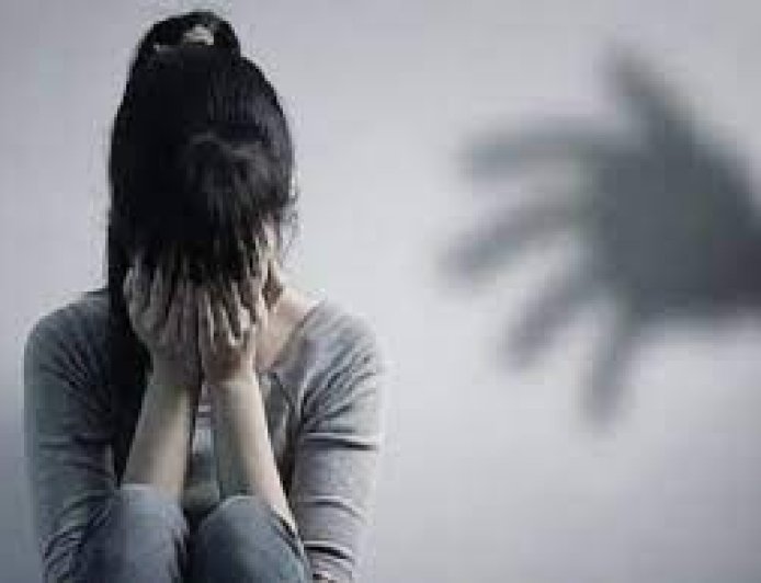 जाने-माने न्यूरो सर्जन डॉक्टर पर छेड़खानी और बैडटच का गंभीर आरोप, BA छात्रा ने थाने में दी तहरीर;  बोली- कपड़े उतरवाए, मना किया तो धमकी दी