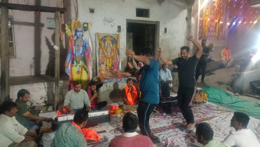गुरलां माली समाज के युवा संगठन ने राममंदिर पर सगींतमय  सुंदरकांड पाठ एवं भजन संध्या का आयोजन