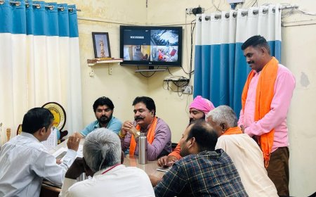 जिला चिकित्सा अधिकारी से मिला भाजपा का शिष्टमंडल, गोविंदगढ़ सीएचसी की अव्यवस्थाओं की दी जानकारी, व्यवस्थाओं में सुधार की मांग की