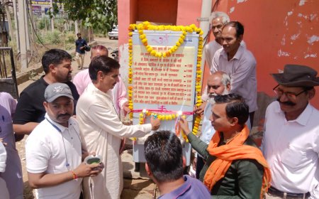 तिजारा बस स्टैंड पर यात्रियों के लिए लगाया वाटर कूलर