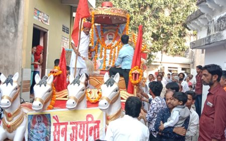 उदयपुरवाटी में सेन जी महाराज की मनाई 724 वी जयंती,  कस्बे के मुख्य मार्गो से निकाली शोभायात्रा