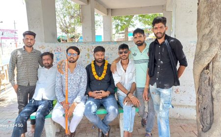 परशुराम जयंती: भगवानपुरा सर्कल फरसा का पूजन कर फहराया ध्वज, एकजूटता का लिया संकल्प